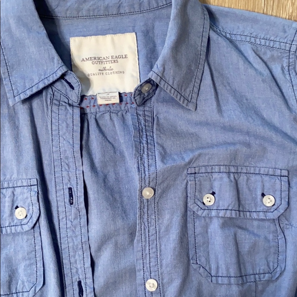American Eagle button down